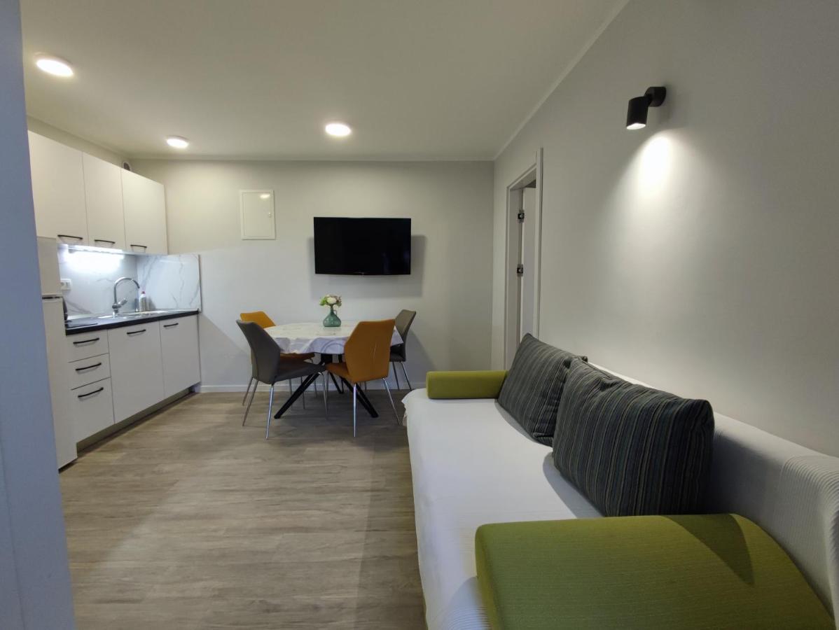 Apartments Ivancic Mimice Bagian luar foto